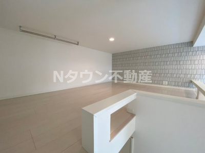 【寝室】 | ルークス名古屋Ⅱ | 使い勝手のいい寝室です