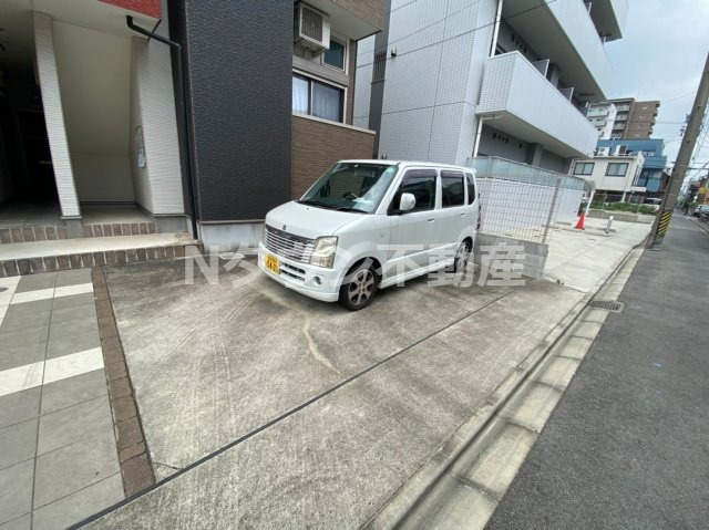 【駐車場】 | ルークス名古屋Ⅱ | カースペースがあります