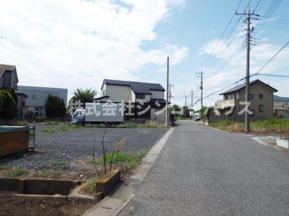 【前面道路含む現地写真】