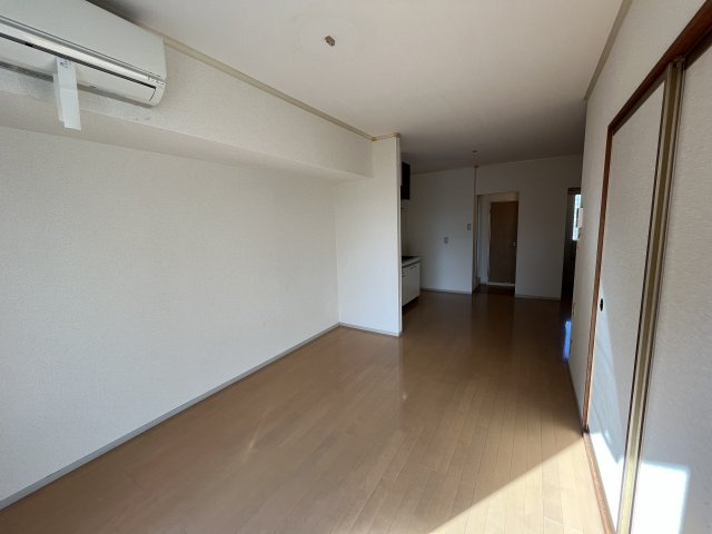 アメニティハイム本郷Dの居間・リビング