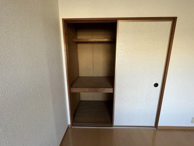 アメニティハイム本郷Dの収納