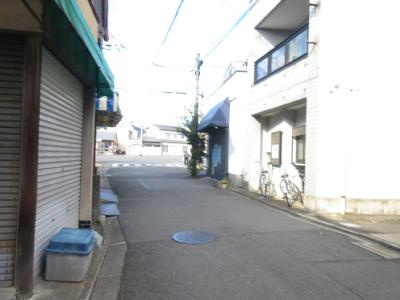 カーサ花園の周辺|前面道路