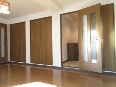 カーサ花園の寝室|洋室