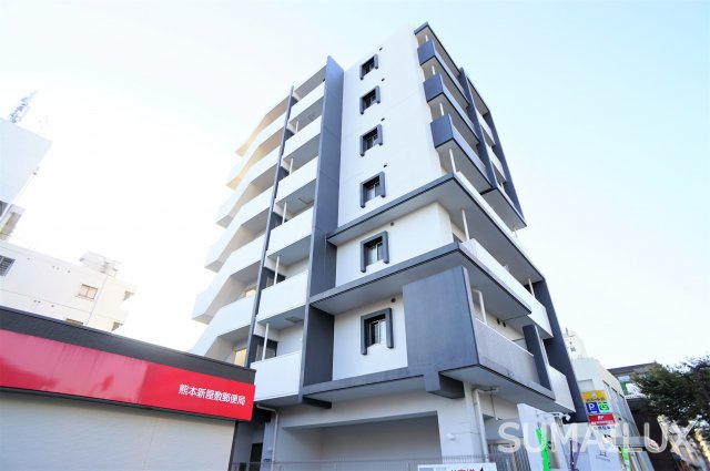 熊本市中央区新屋敷２丁目の賃貸マンションの外観