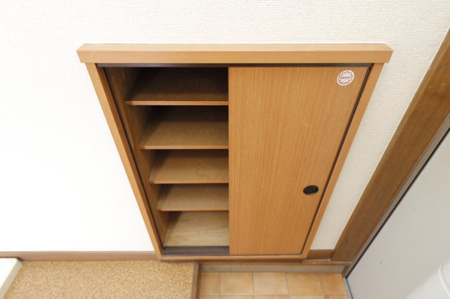 ヴェルディ石井の玄関