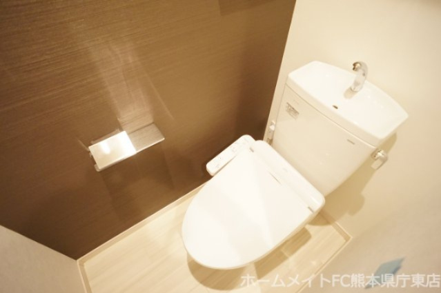 R-smart光 新町のトイレ|写真は同施工会社の類似物件となります。
