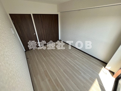 【洋室】 | カッサフォルテ | 洋室6帖