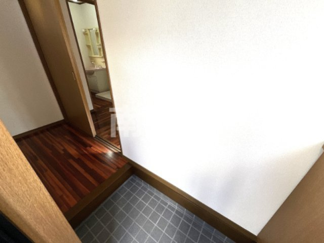 【玄関】