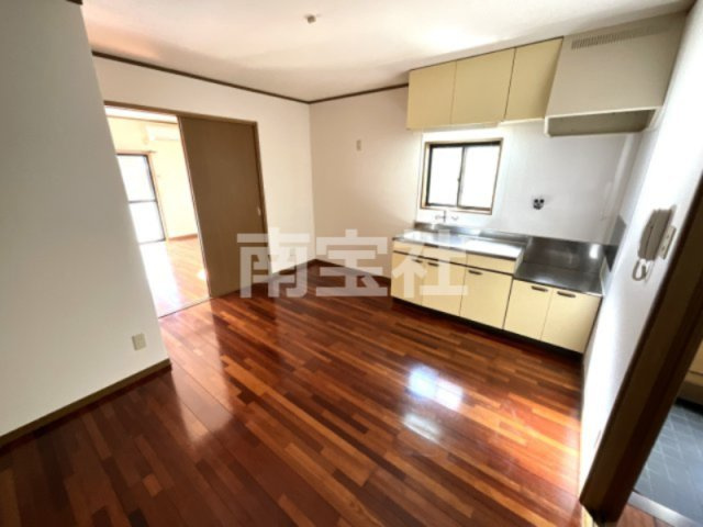 【居間・リビング】