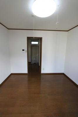 【寝室】 | セントポーリア八軒