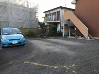 【駐車場】