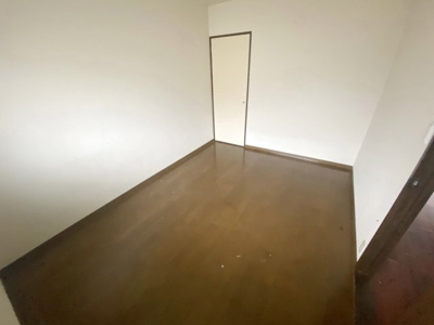 【洋室】 | ドミール長野