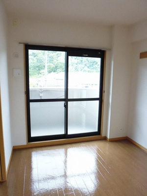 【寝室】 | サニーレジデンス