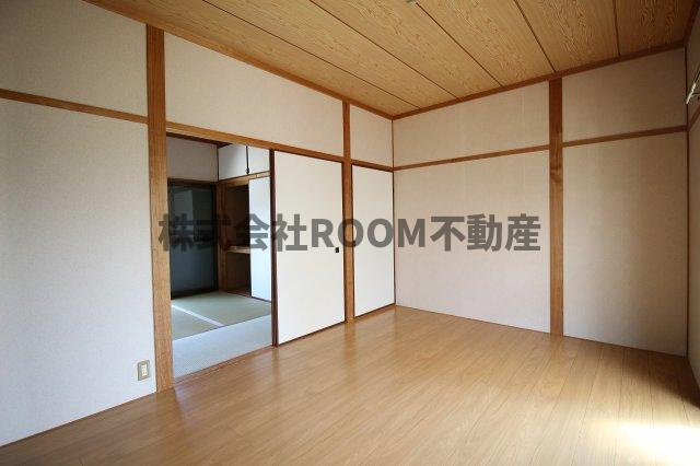 細木貸家(樺山4656)の居間・リビング|ゆったりとした居間です