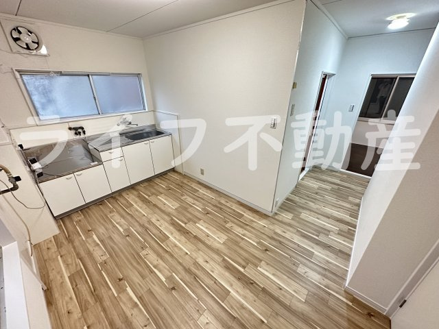 ラフォーレ鴻池元町の居間・リビング|こちらのリビングで趣味の時間をお楽しみください