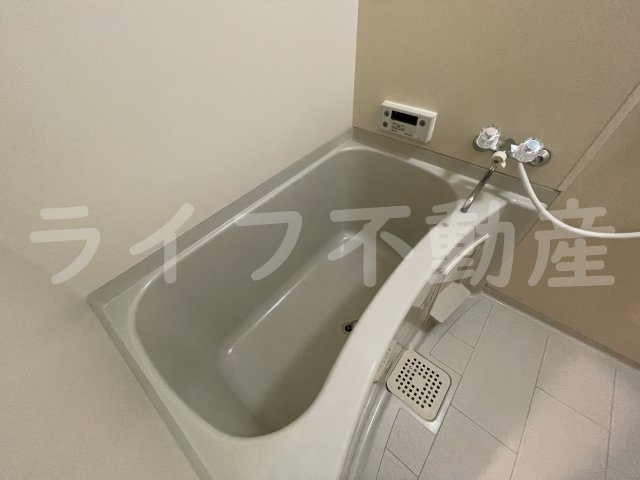 ルシード小阪の浴室|ゆったり過ごせるお風呂です