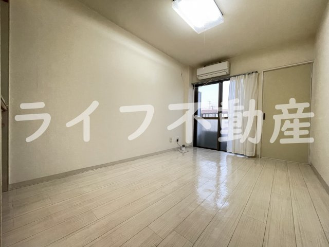 シャルマン89の居間・リビング