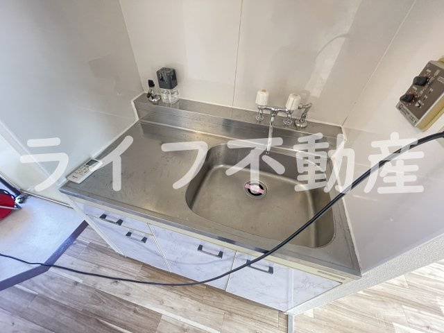 ラフォーレ菱屋西Ⅱのキッチン|きれいなキッチンです