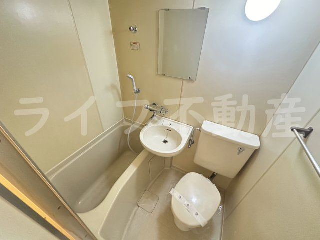 ラフォーレ菱屋西Ⅱの浴室|お風呂です