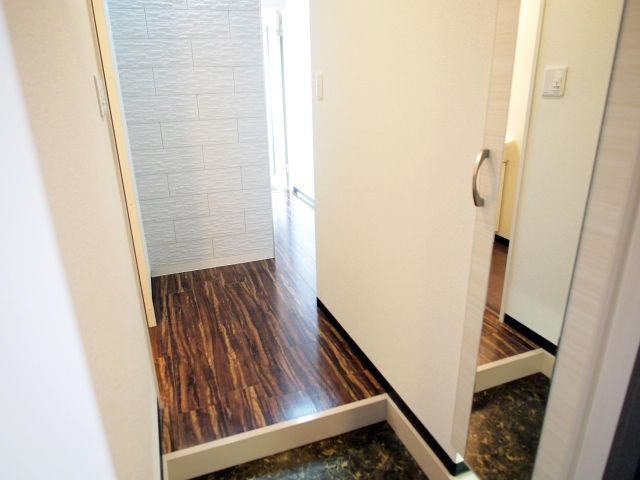 プレアデス難波西の玄関