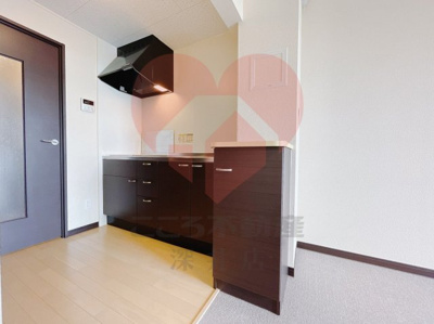 【キッチン】 | レオネクスト美原野元