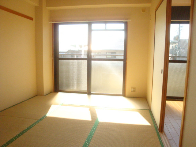 コンフォート中山寺のその他|参考、同建物・同間取りの号室