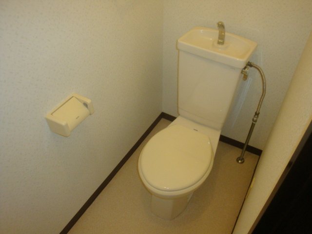 コンフォート中山寺のトイレ|参考、同建物・同間取りの号室