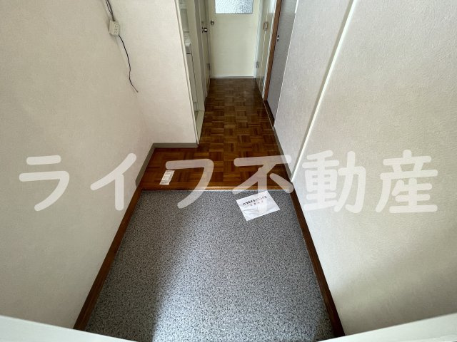 メゾンドール水野の玄関|ゆったりとした玄関です