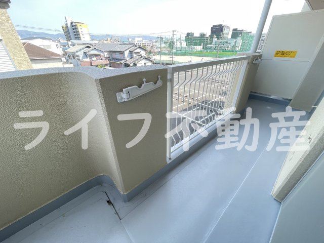 メゾンドール水野のバルコニー|落ち着いた時間を過ごせるバルコニーです