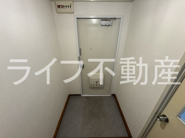 メゾンドール水野の玄関|きれいな玄関です