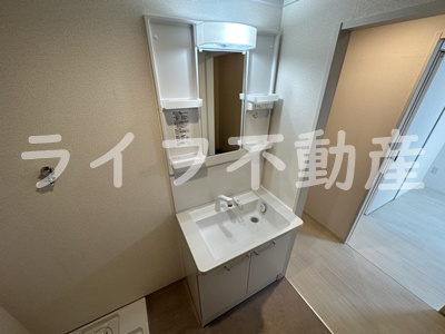 メゾンドール水野の独立洗面台|独立洗面台で身支度をすべて済ませてしまいましょう