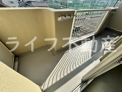メゾンドール水野のバルコニー|バルコニーがあります