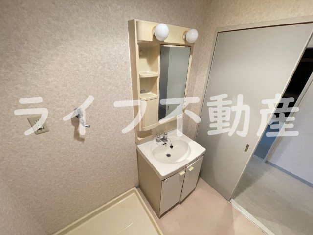 ヌベルミズノの独立洗面台|独立洗面化粧台付き