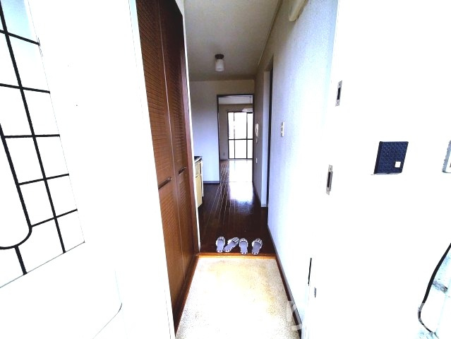 【玄関】 | セジュール南昭和 | ゆったりとした玄関です
