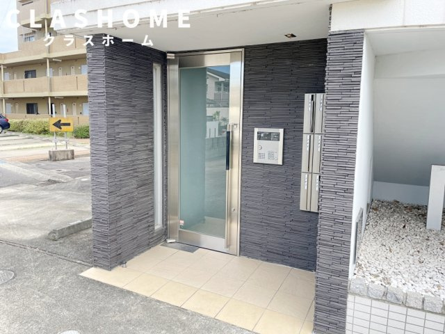 ゼフィール　　刈谷市の賃貸ならクラスホーム刈谷店のエントランス