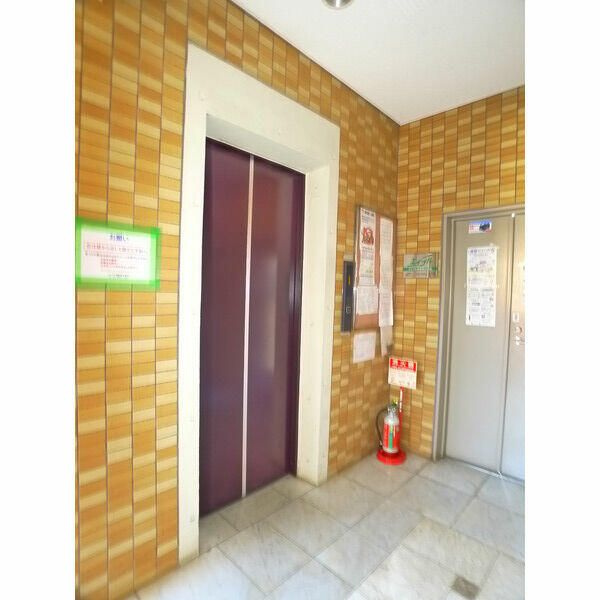 薬園台ガーデンヒルズのエントランス