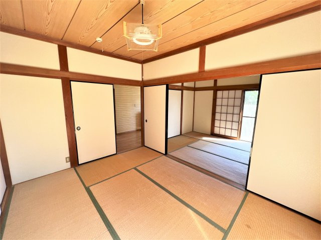 山野邸貸家の和室