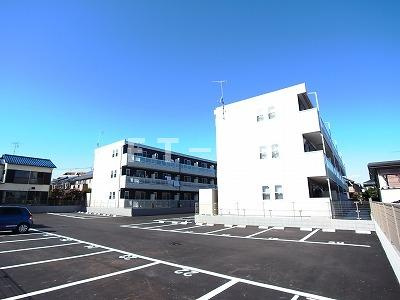 リブリ・アークの外観