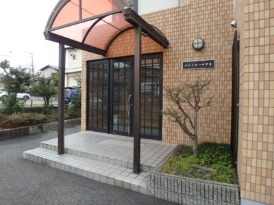 【エントランス】 | グロリオーサ甲東 | 建物入り口