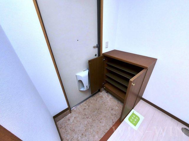 フラットKの玄関