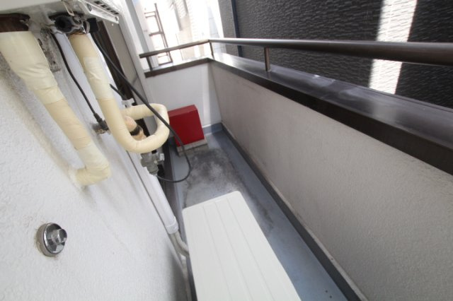 【バルコニー】