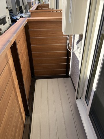 ボナリベールのバルコニー