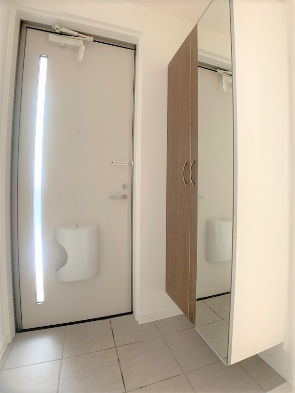 グラース・ドゥ・シエルNの玄関