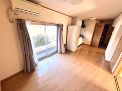 【居間・リビング】 | コォーリングマンションⅡ