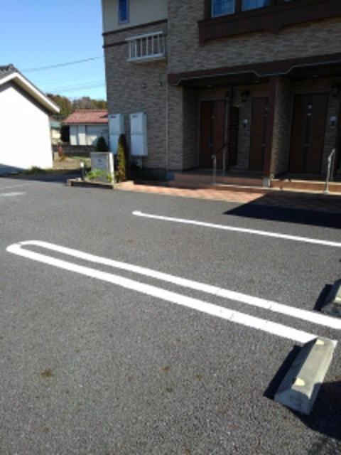 ソレイユの駐車場