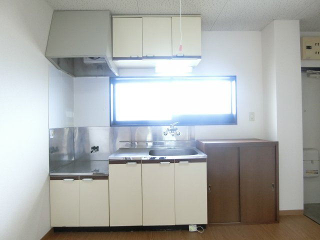 メゾンパティオCのキッチン|205の写真