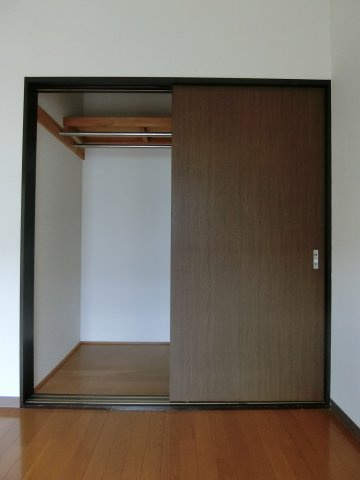 メゾンパティオCの収納|205の写真