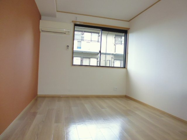 ヴィスタ桑田Ⅱの寝室