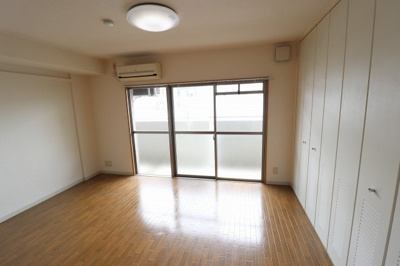 【洋室】 | チャコーレ岡本