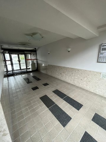 信開ガーデンコート城東の駐車場
